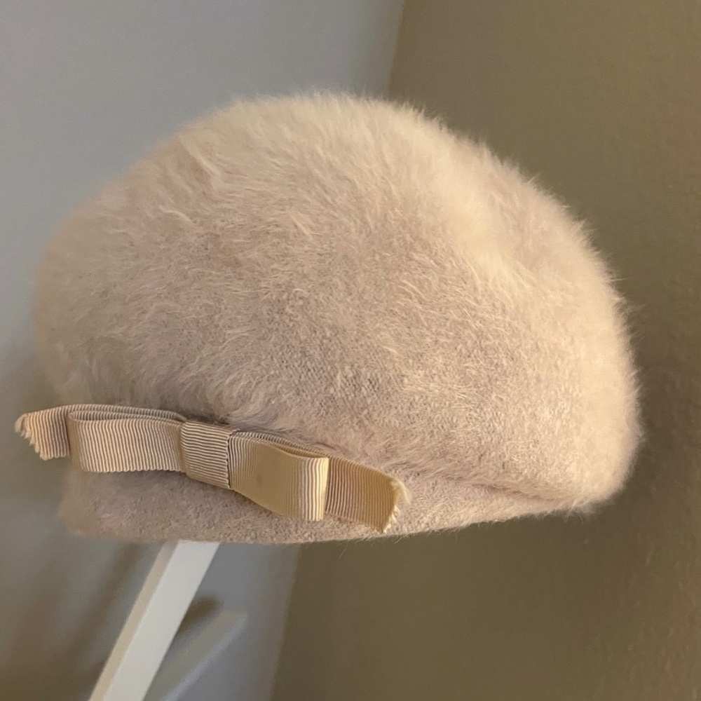 Womens Kangol hat vintage